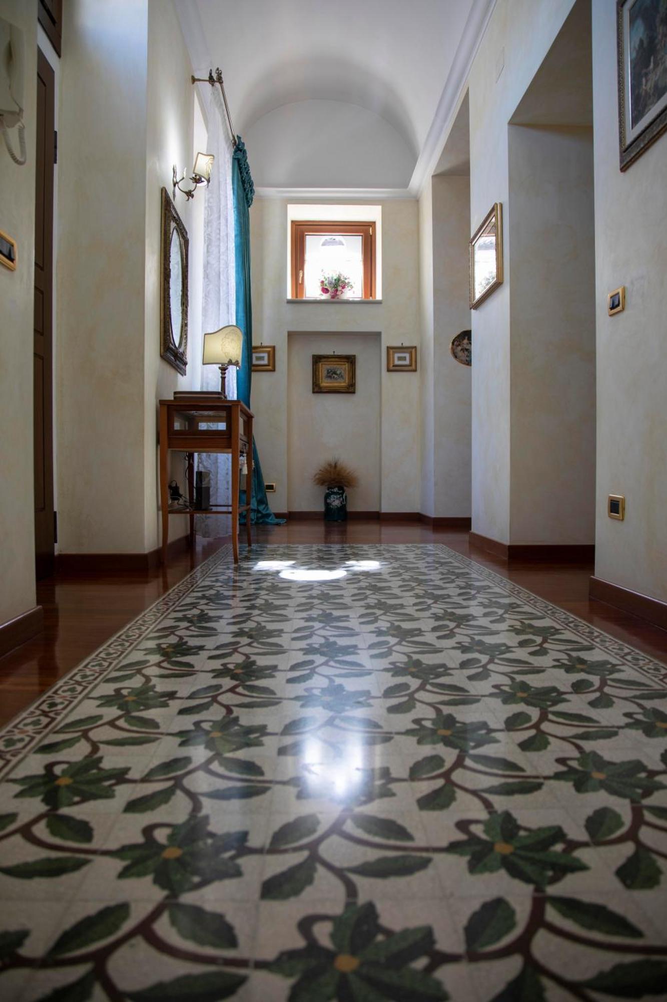 Appartamento Dimora Camelia Lucera Esterno foto